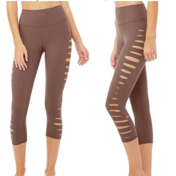Alo High-Waist Slice Capri Leggings - Picture 1 of 14